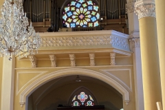 08